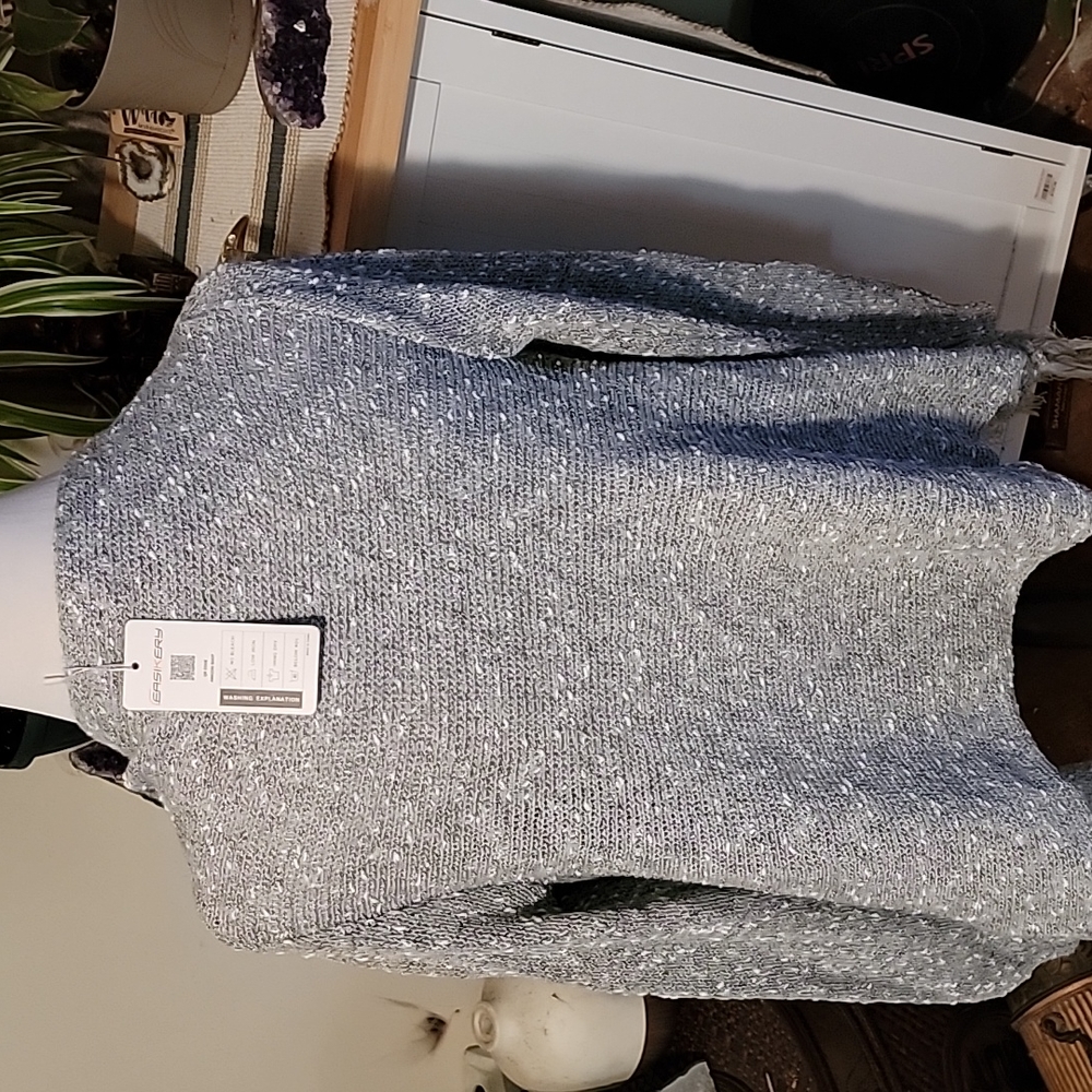 Tunic - Picture 5 of 6